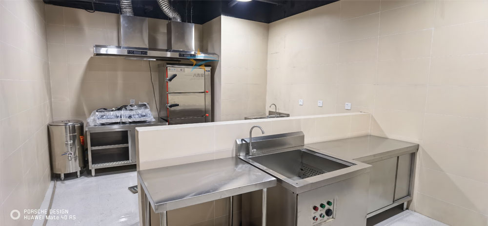 格魯國際日托幼兒園食堂油煙凈化器 格魯國際日托幼兒園食堂油煙凈化器